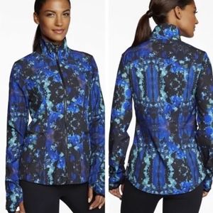 Fabletics Sixety Nine Jacket - Size L